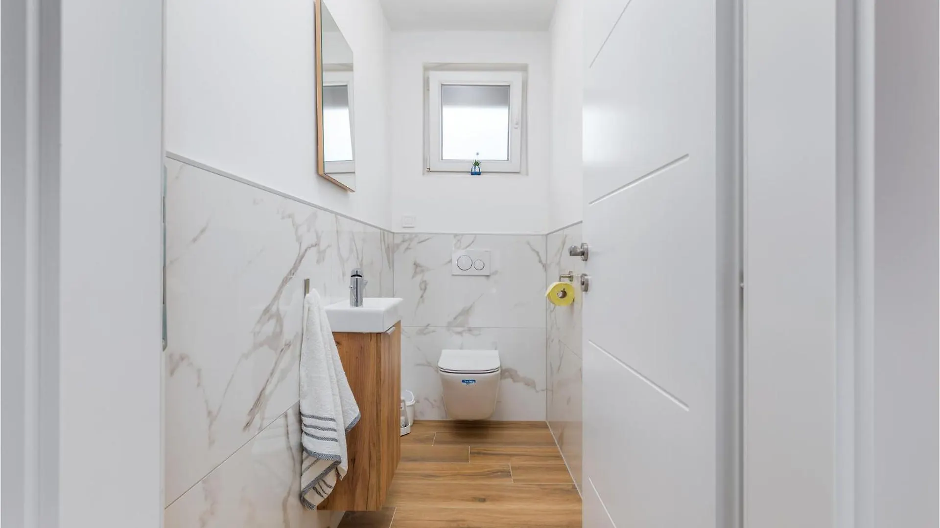 Holiday home Pet Friendly Home In Peroj With Kitchen
